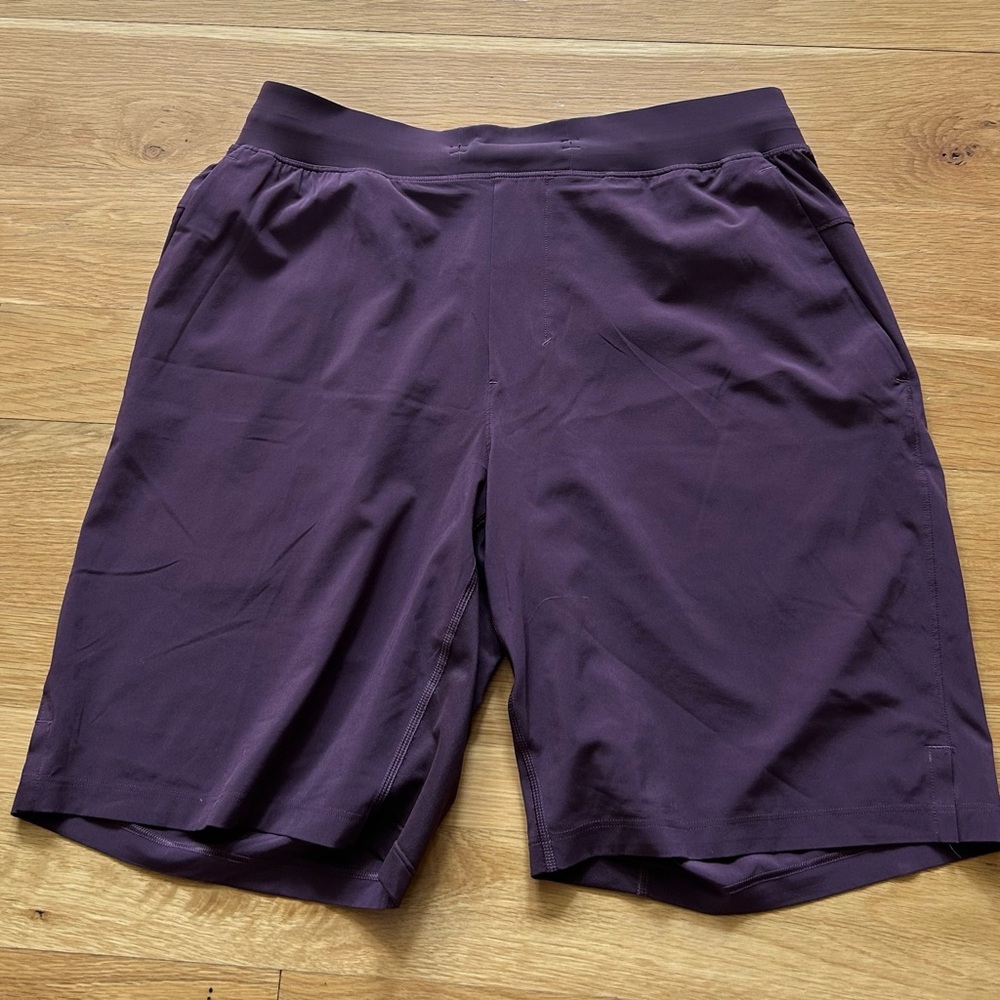 Lululemon T.H.E.short. Linerless. 9” inseam. VGUC. $25